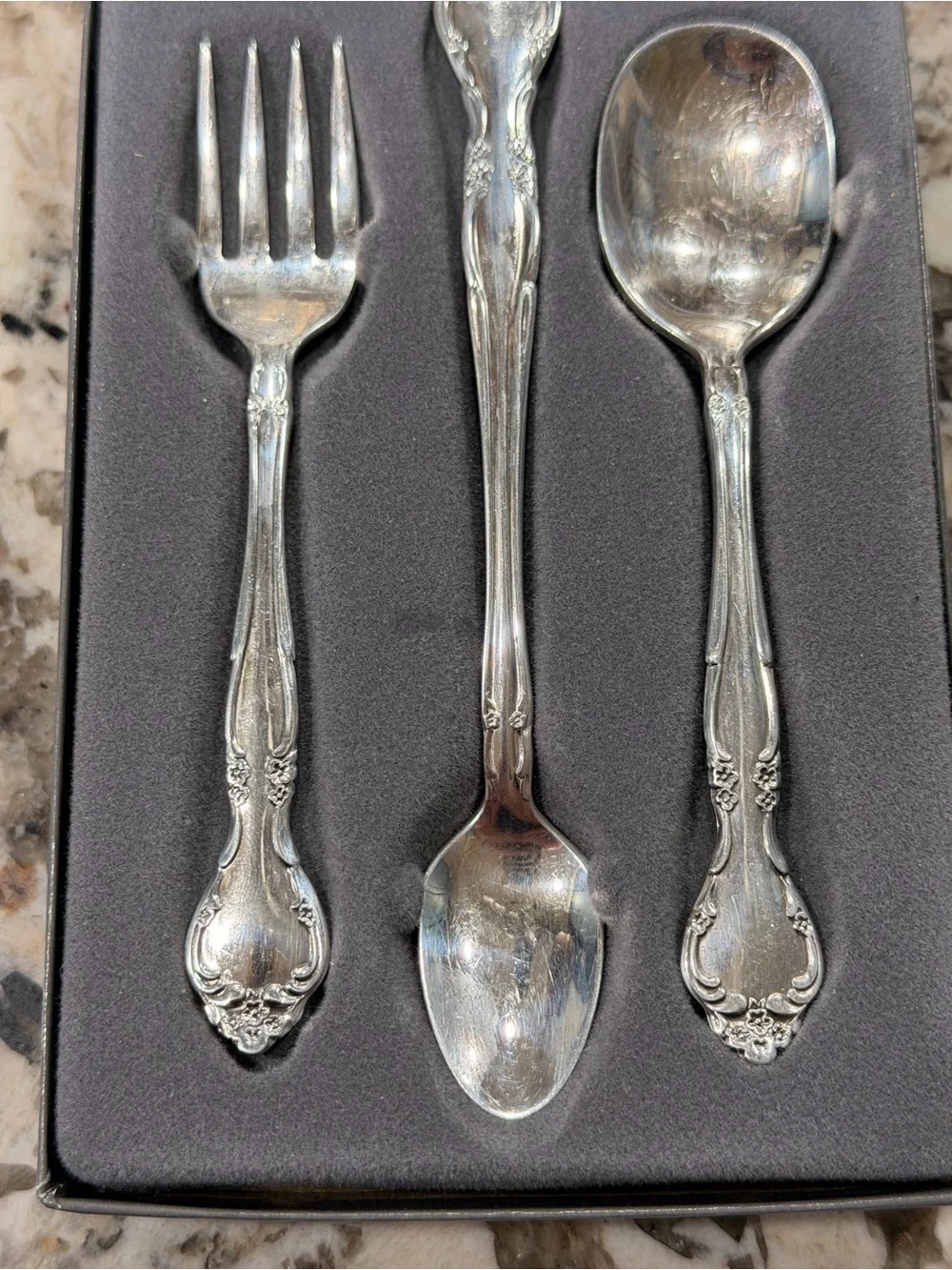Vintage Oneida Affection Silverplate 3 Piece Baby Flatware Set